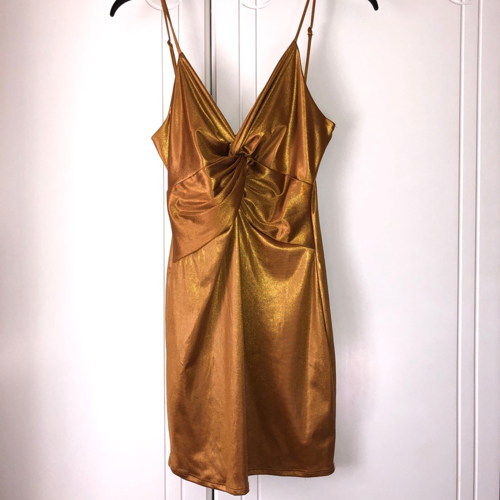 Gold cocktail/club/party dress. Perfect for NYE